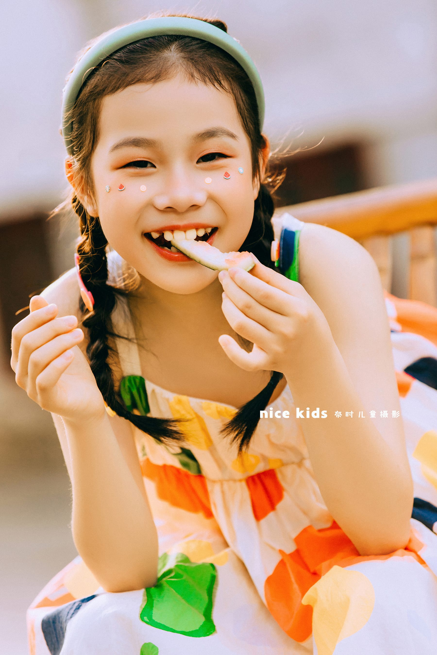 多巴胺夏日复古吃瓜 苏州奈时儿童摄影
