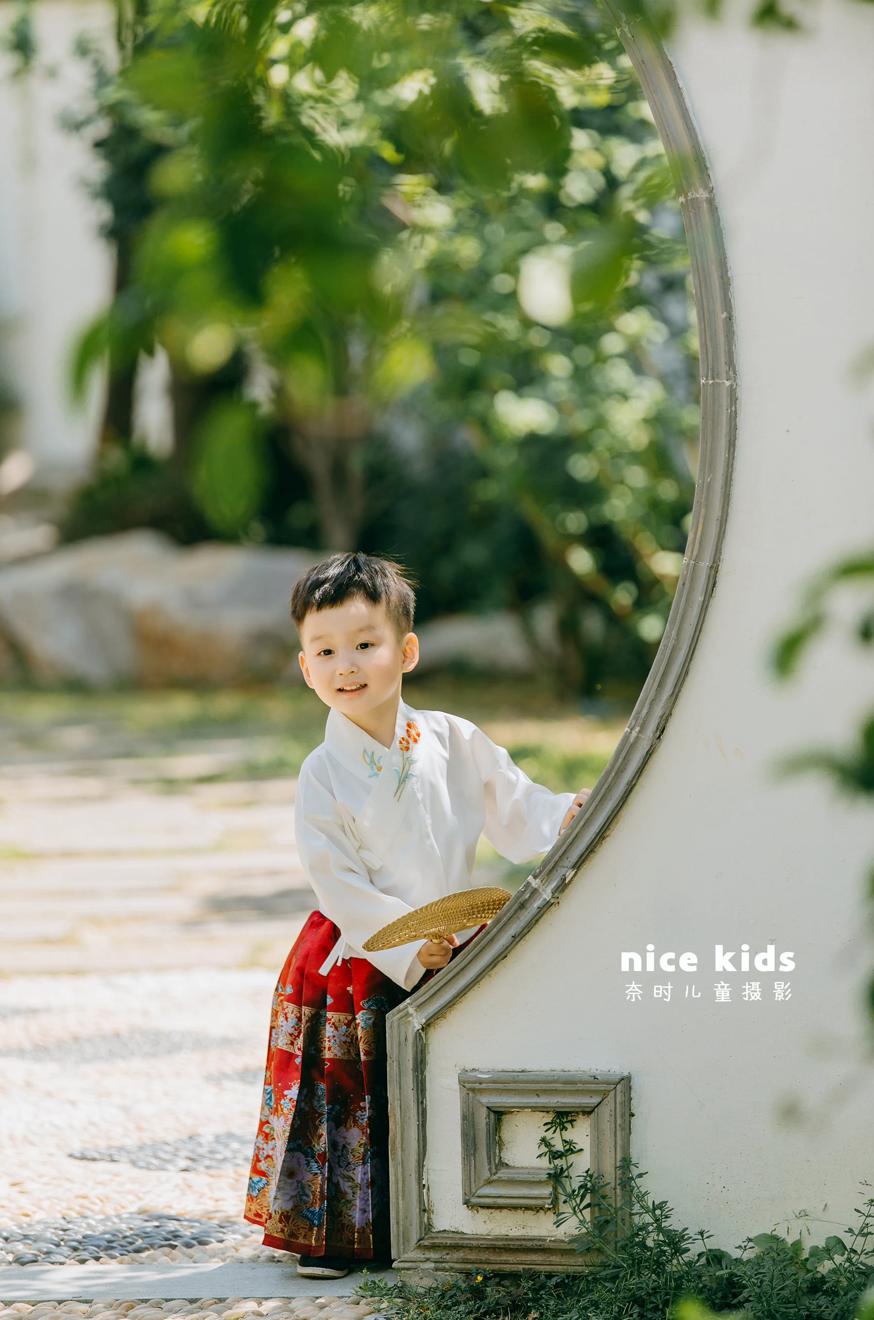 中小童园林外景风格 苏州NICE KIDS奈时儿童摄影