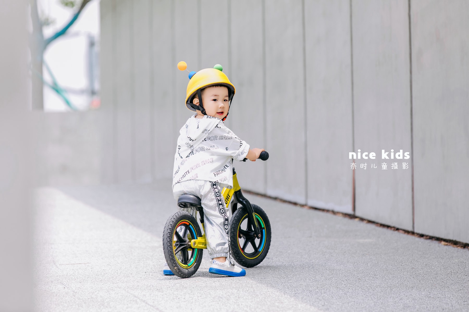 萌萌小车手 苏州NICEKIDS奈时儿童摄影