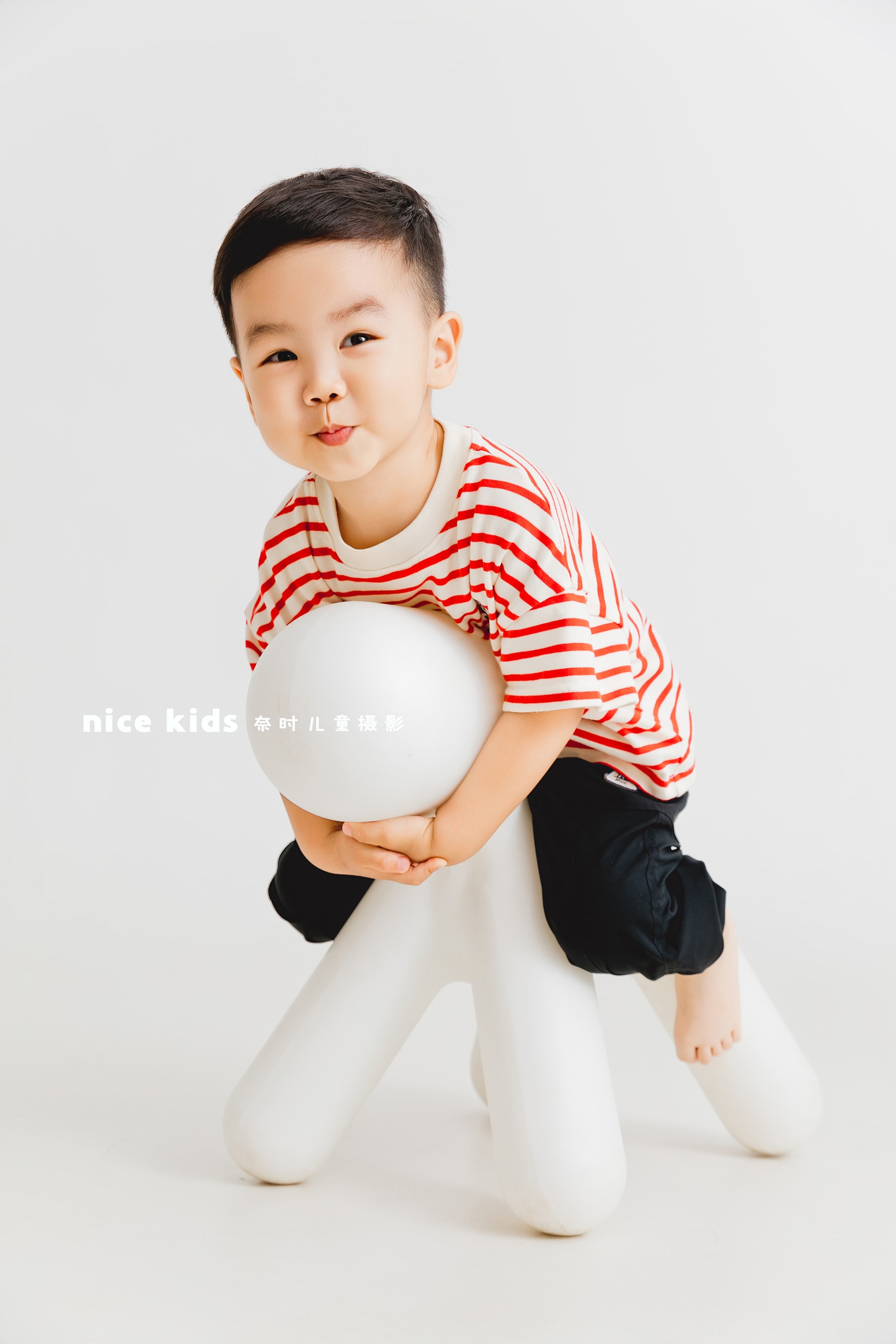 UNIQLO优衣库-简纯风 苏州NICE KIDS奈时儿童摄影