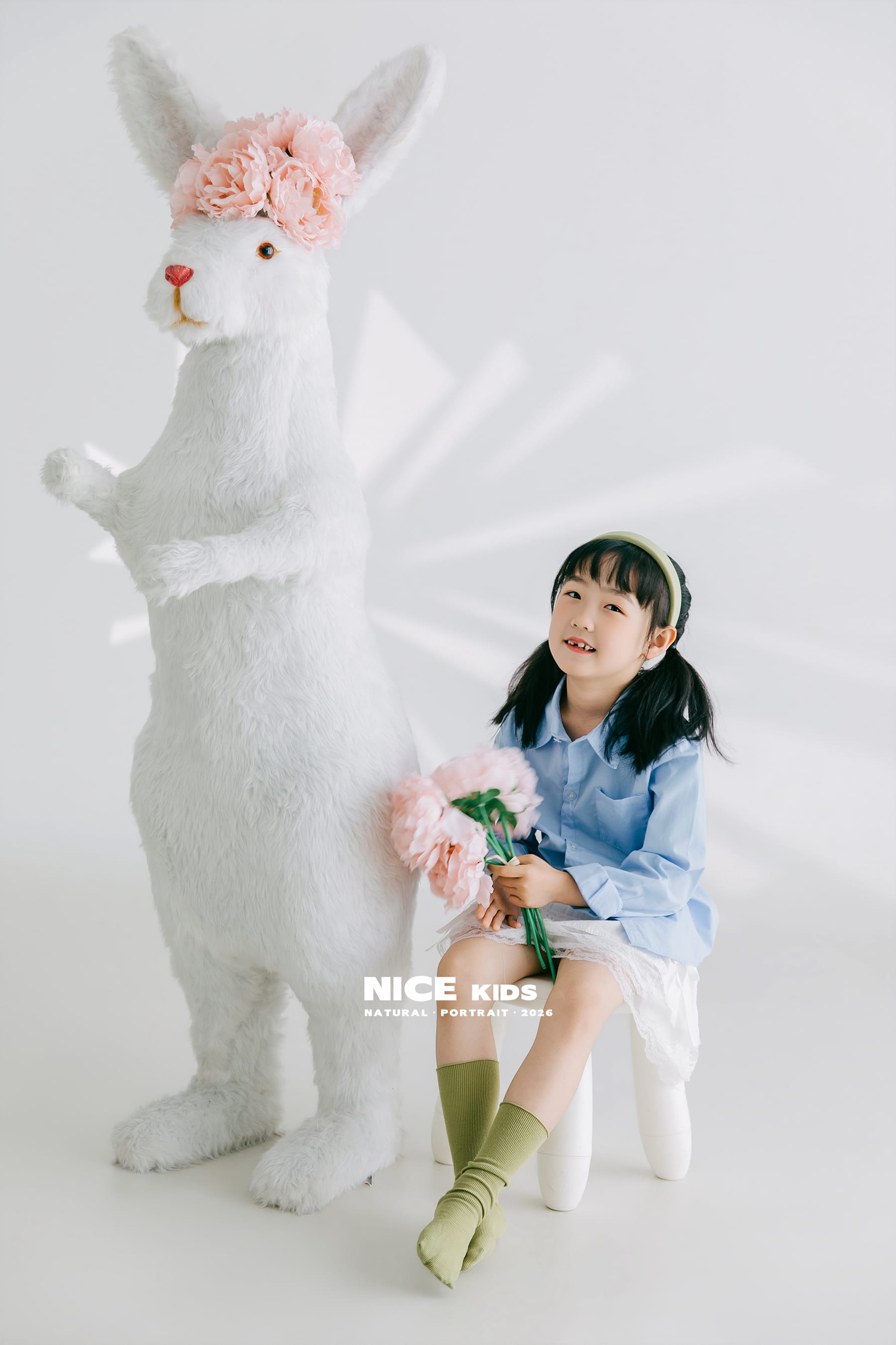 被鲜花包裹的童年-蓝色衬衫-大白兔 苏州奈时儿童摄影