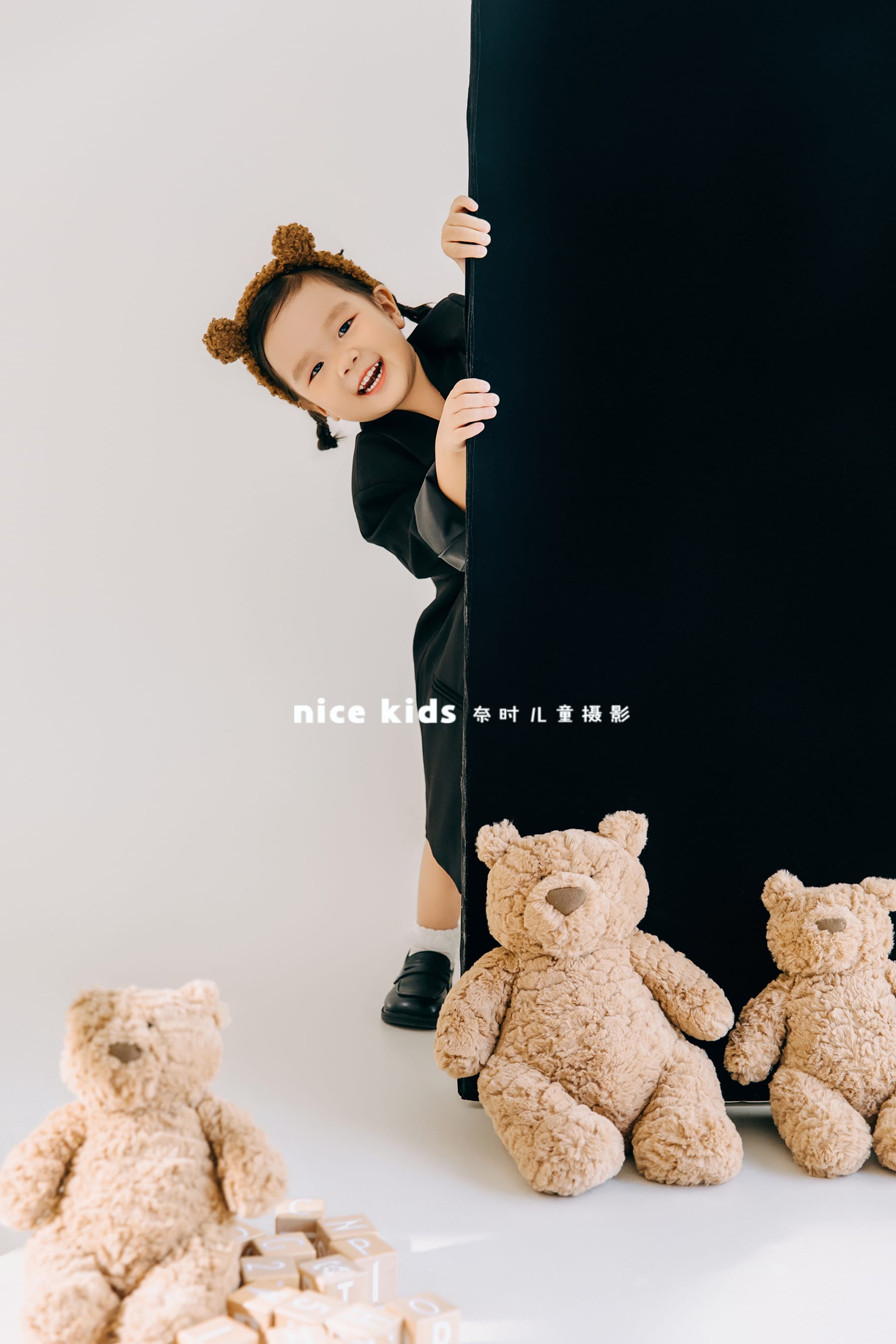 黑色西装小熊 苏州奈时儿童摄影