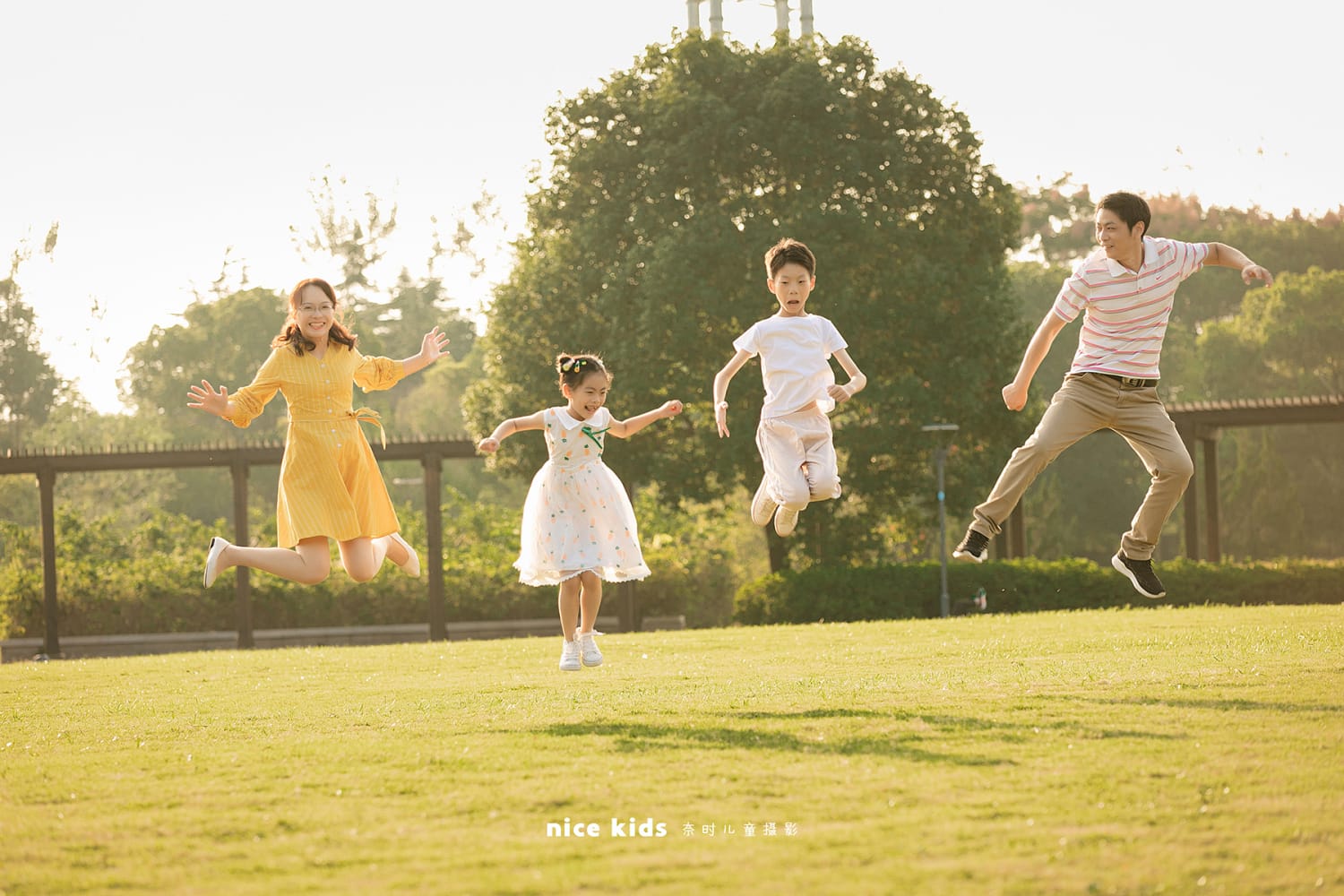 苏州NICEKIDS奈时儿童摄影 亲子全家福